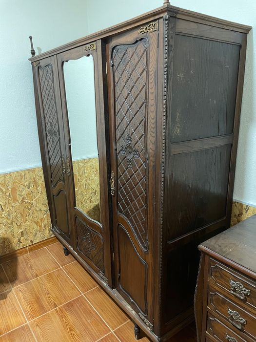 Conjunto de móveis de quarto