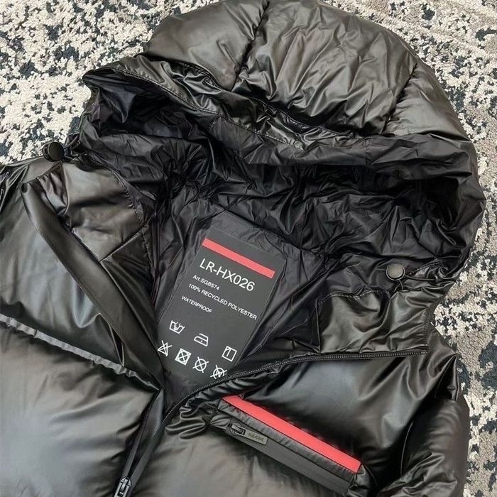 Куртка пуховик Prada пухан прада