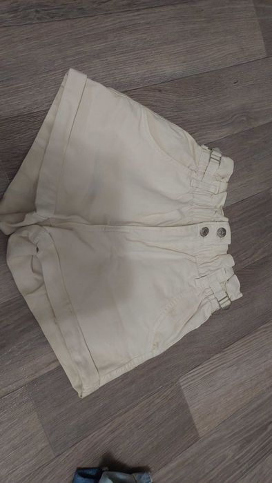 Набір жіночі спідниці (2шт), шорти (3шт) та плаття (2шт)