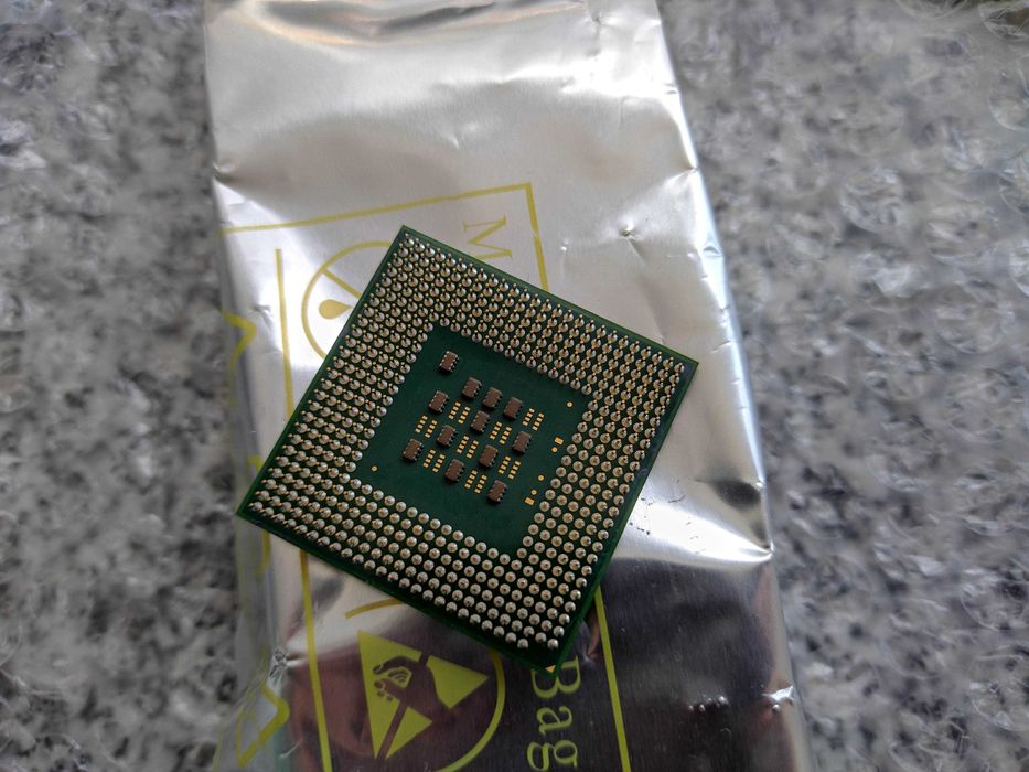 Intel Pentium 4 CPU Processor 2.66 GHz, 512 KB Cache511553156709754882