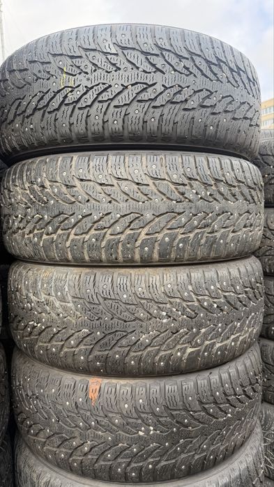 235/55/19 Nokian Hakkapeliitta 9
