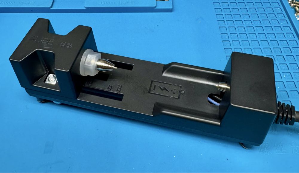 Тестер внутреннего сопротивления аккумуляторов YR1035+