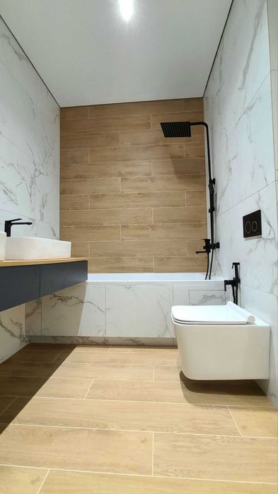 БЕЗ КОМІСІЇ, таун з новим РЕМОНТОМ, Сертифікат ТАК, вул. Давидчука