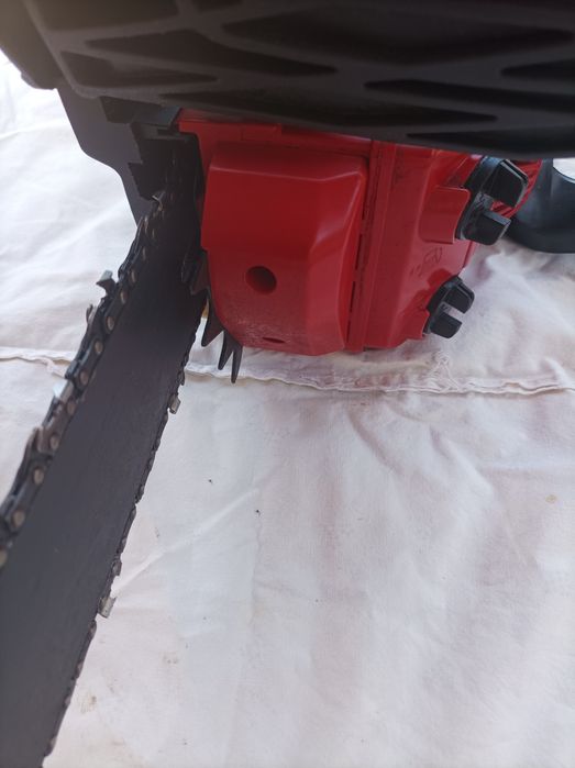 Motopodadora Einhell de 26cc