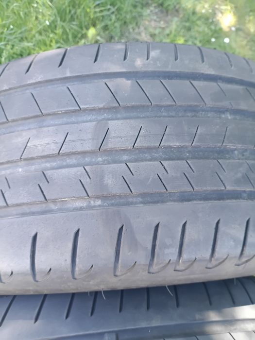 Opony letnie 245/45r20