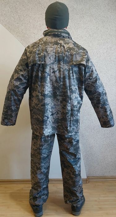 Костюм від дощу та негоди