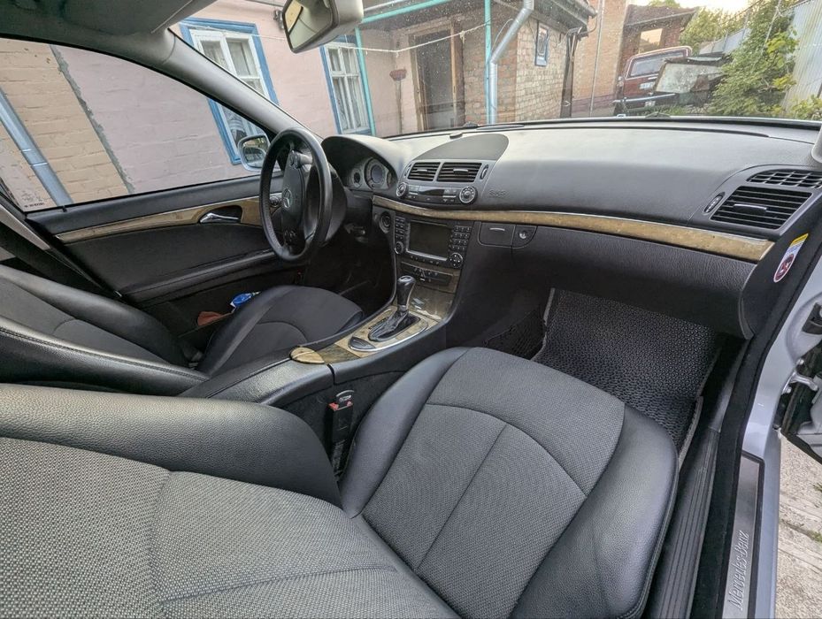 Мерседес w211 2.2 cdi