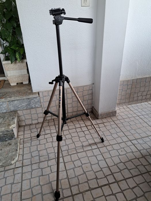 Tripé para maquina fotográfica