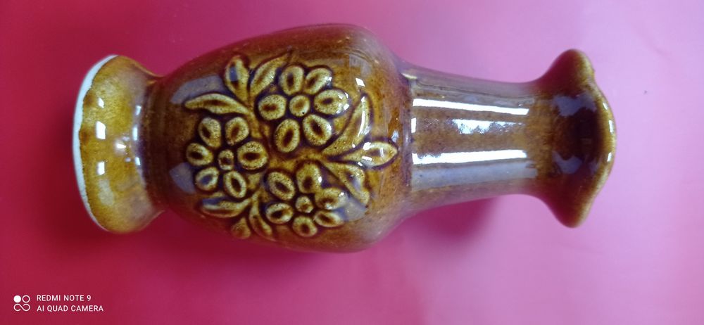 Wazonik ceramiczny wysokośc 14 cm
