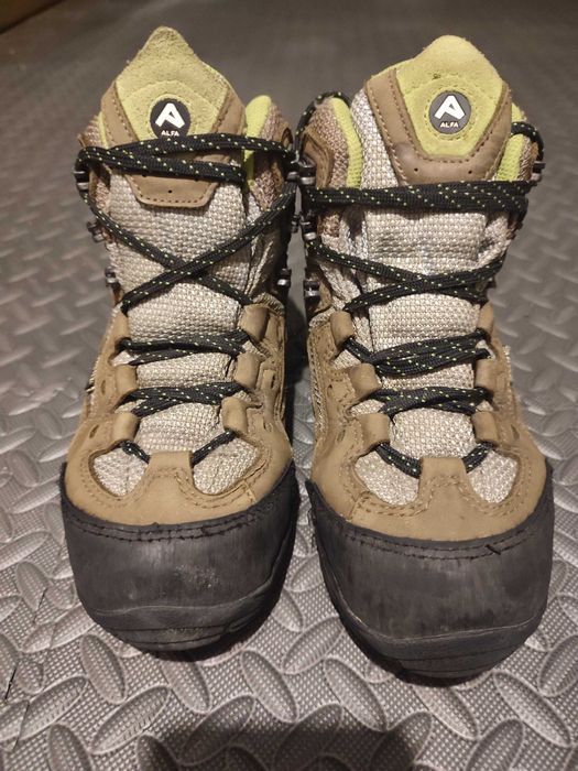 Buty gore-tex, vibram Alfa 36