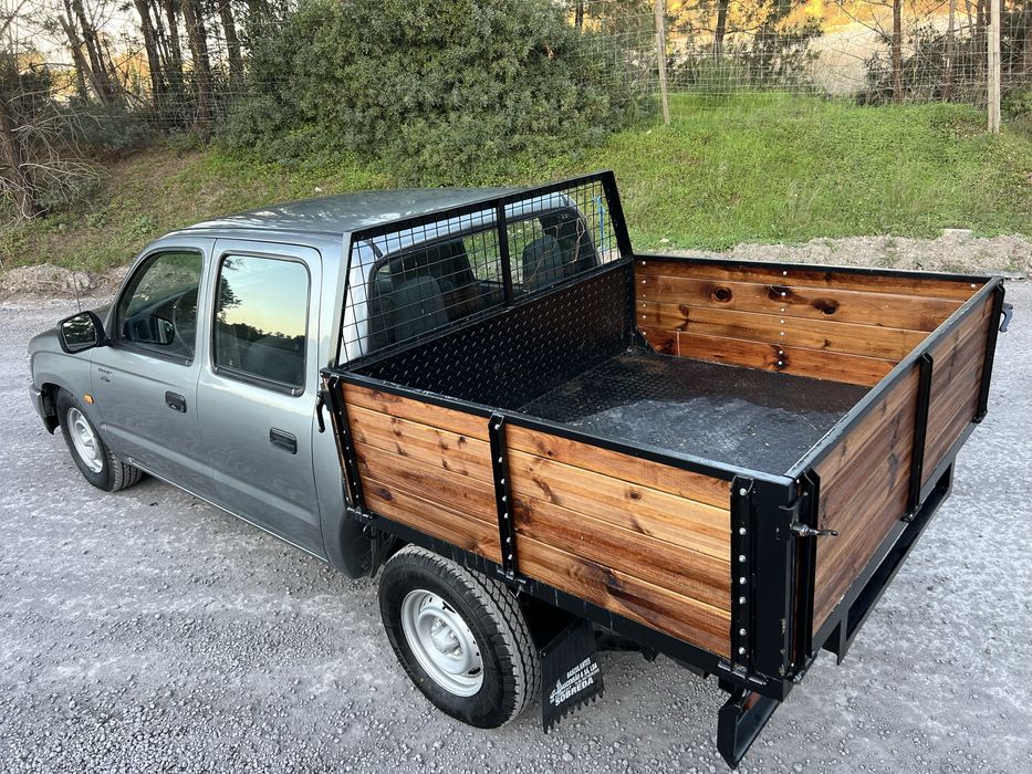 Toyota hilux 2.4 d4d
