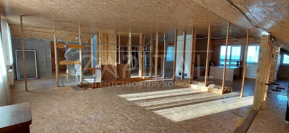 Продаж Будинок Українка Украинка Перша лінія