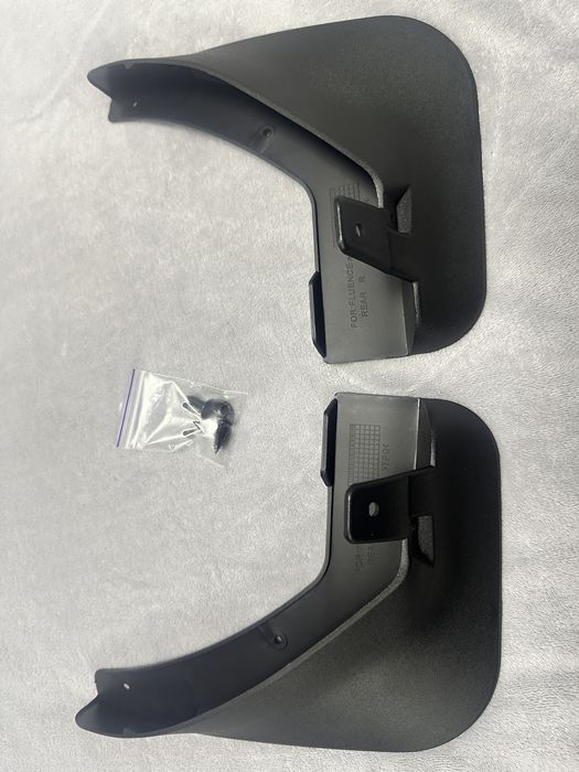 Бризговики Renault Fluence 3/Megane 3 універсал