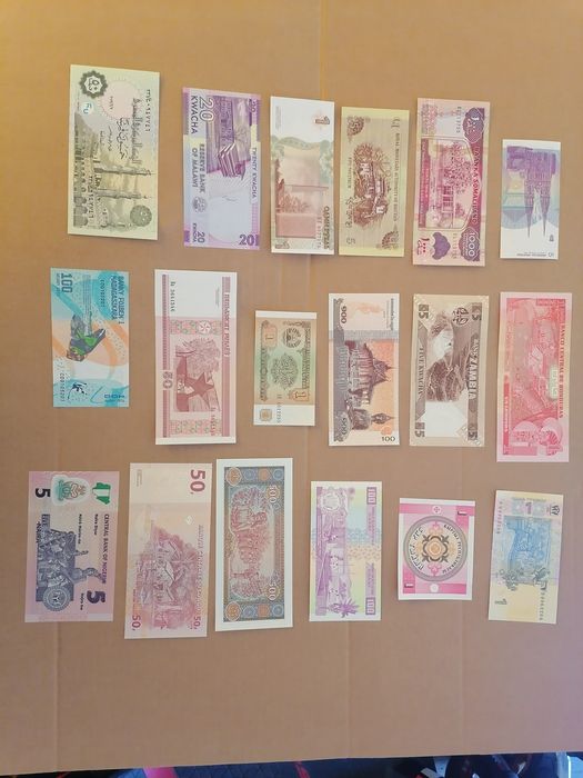 Zestaw banknotów świata 54szt UNC