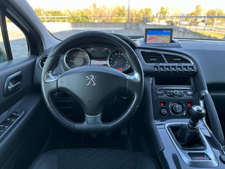 Peugeot 3008 2016 року, 1.6 дизель, механіка, передній привід, 178км