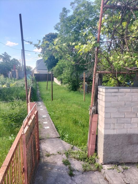 Продаж будинку в Крюкові