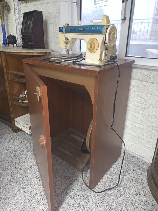 Maquina de costura