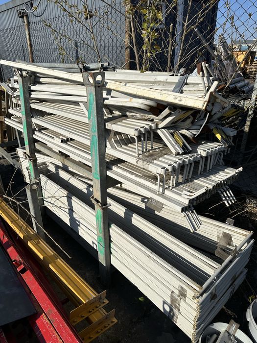 Profil stalowy 20x20 ceownik 30 malowany 25x25 mm TANIO DUŻO regał kształtownik złom użytkowy