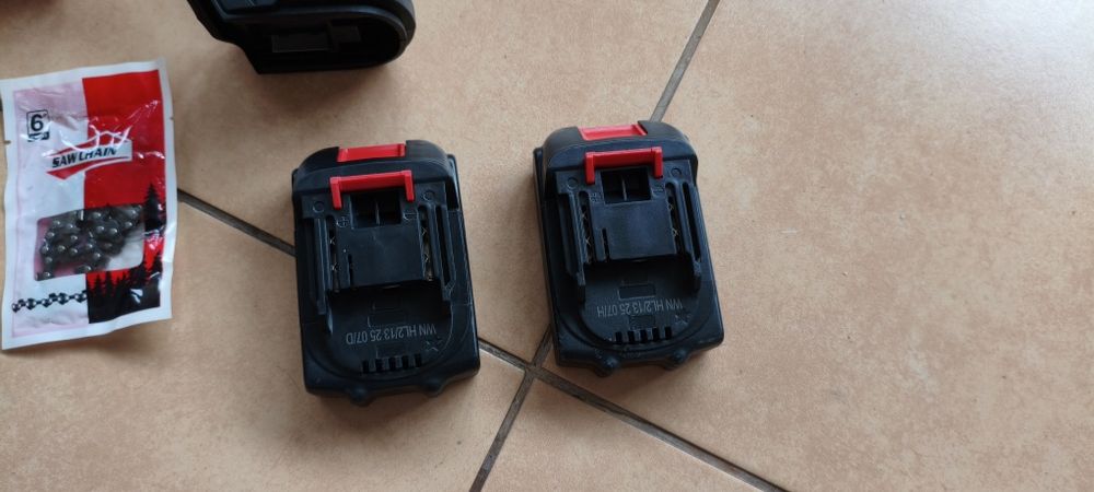 Mini Motosserra + Tesoura de podar