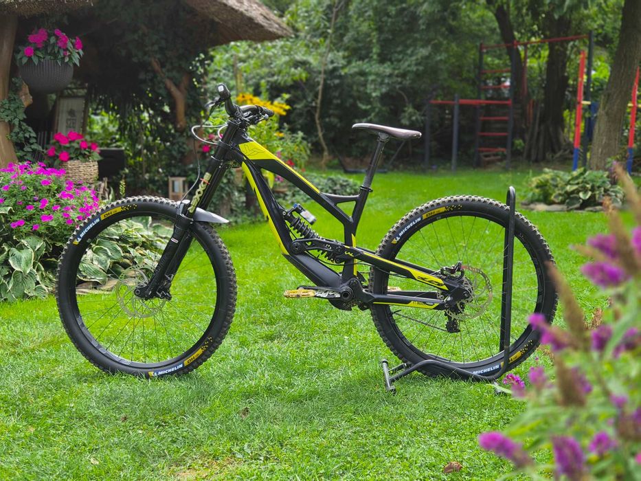 Rower zjazdowy YT Tues AL Downhill