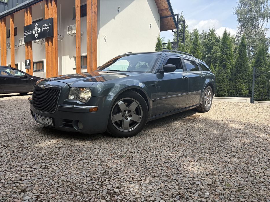 Chrysler 300c 5,7 hemi 4x4 2005 185 tys km