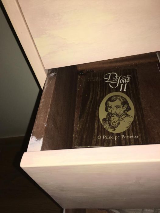 7 moveis de sala com gavetas e prateleiras