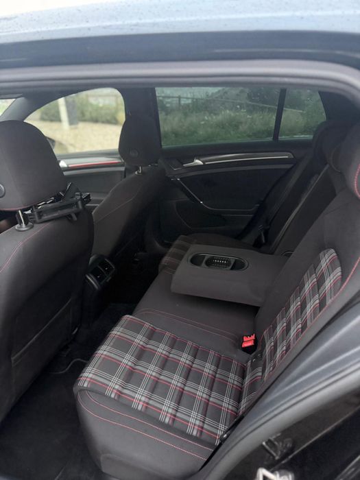 VW Golf GTI 7.5 230cv | 11/2017 | Excelente estado