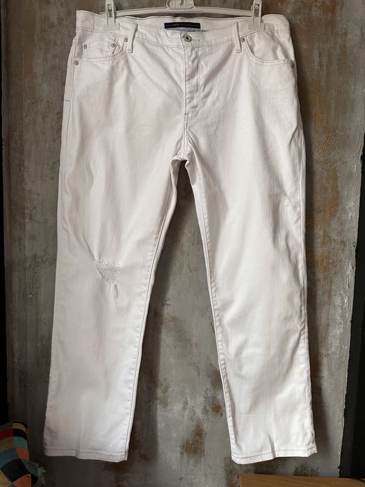 Levis białe proste jeansy 44 klasyczne