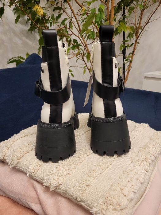 Buty nowe biało czarne 38