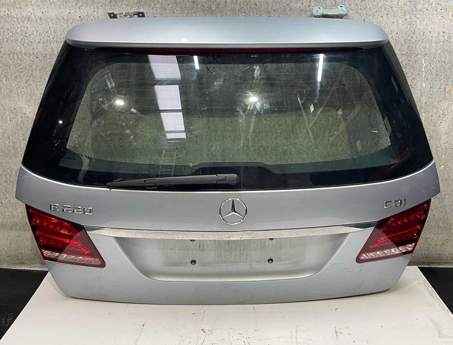 Porta da mala completa Mercedes W212 (Ano: 2014)