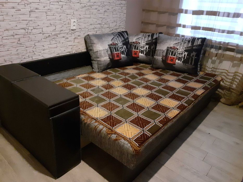 350 грн. ЖД Вокзал, Центр. рынок квартира-студия посуточно,  почасово