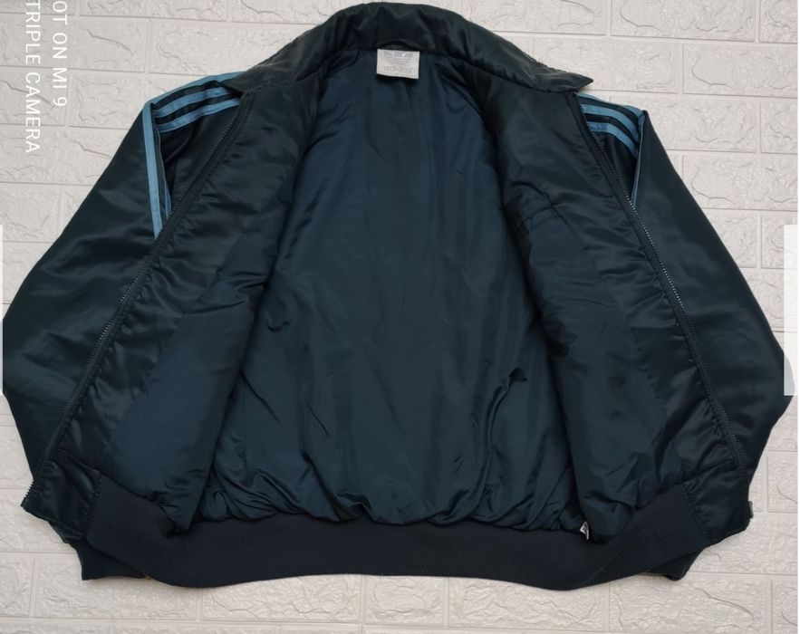 Vintage bomber Adidas jacket size S.