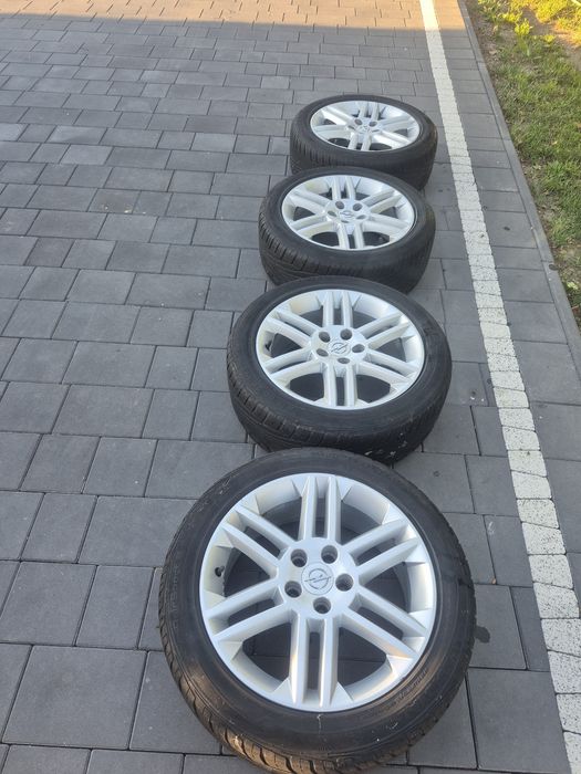 Sprzedam koła 5x110 17 felgi 215 50 17 uniroyal  opel saab