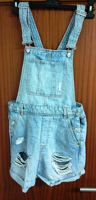 Macacão de ganga calção - Tam. 38 (H&M)