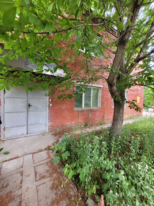 Продаж виробничого приміщення під різного виду виробничу діяльність.