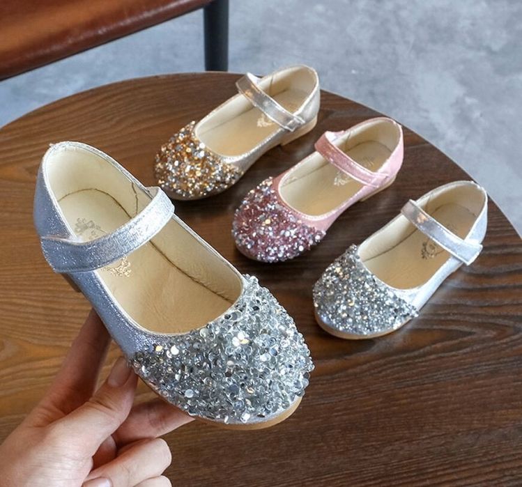 нарядні туфельки для дівчинки туфли туфлі дитячі балетки 27 28 29 30