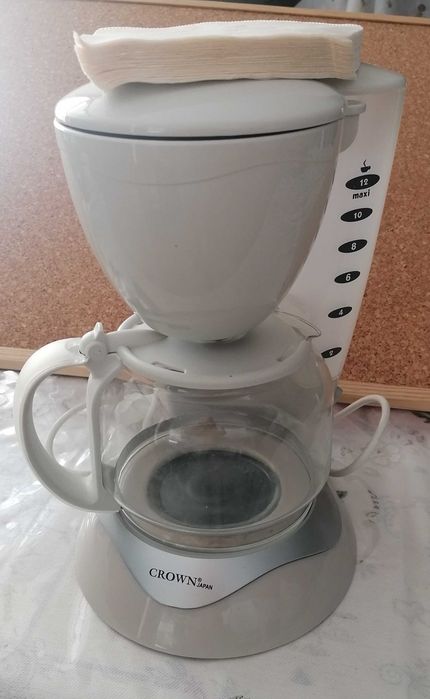 Maquina de cafe de saco , CROW, com sacos filtro, por 7€