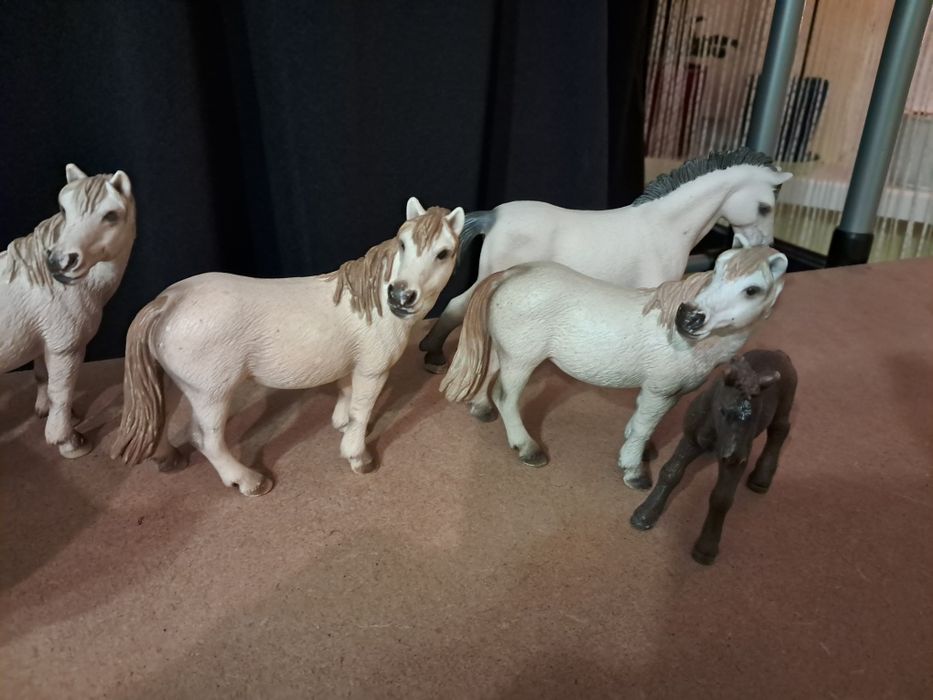 Schleich camargue