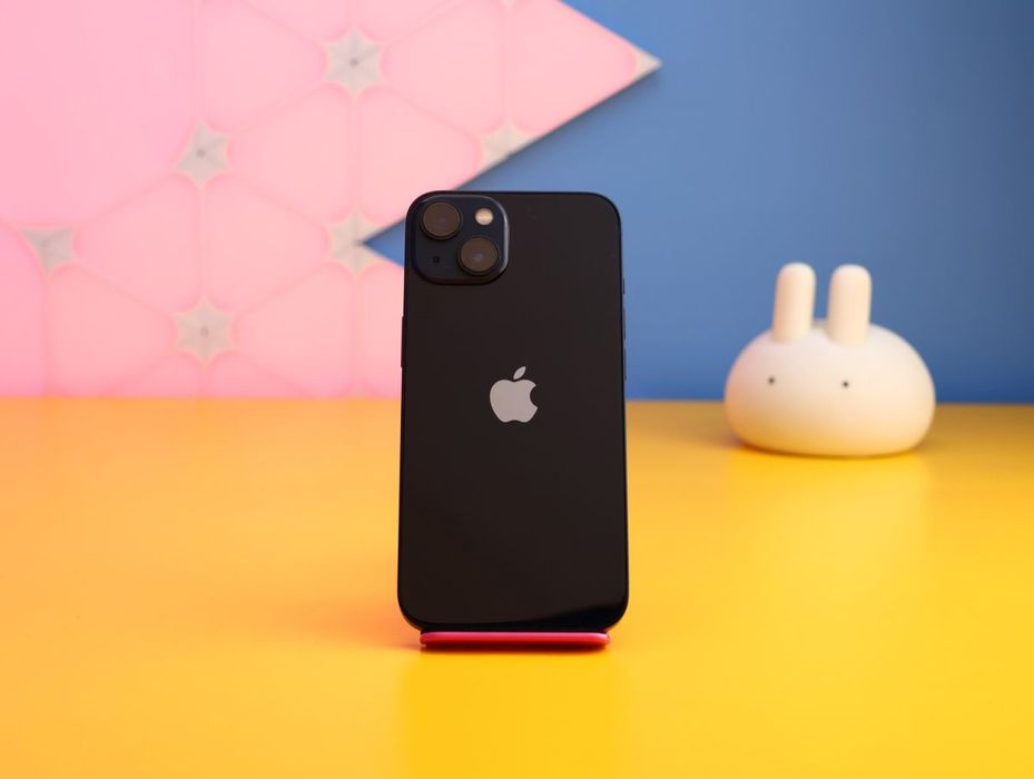 Смартфон Apple iPhone 13 128GB Midnight (170861) Б/У З ГАРАНТІЄЮ