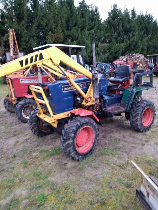 Traktorek ogrodniczy Universal UTB 302