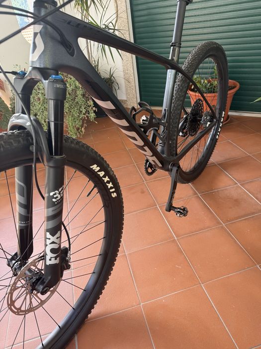 Scott Scale 940 carbono (L)