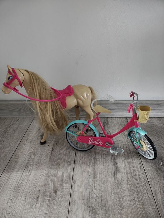 Koń i rower dla Barbie