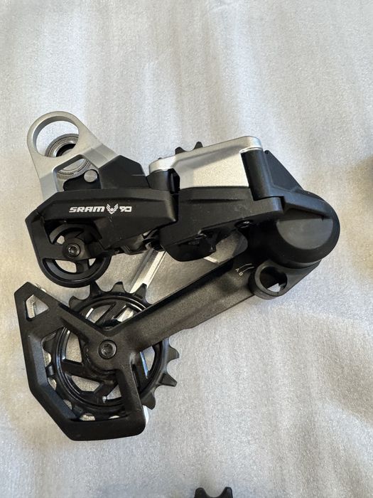 Przerzutka tylna SRAM EAGLE 90 transmision 12T