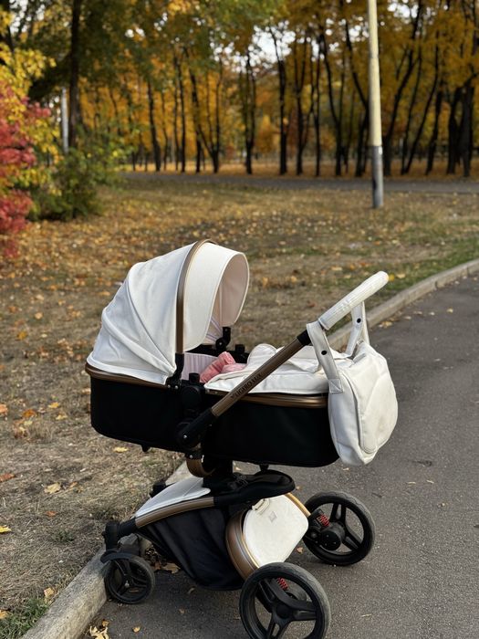 Коляска зручна 3в1