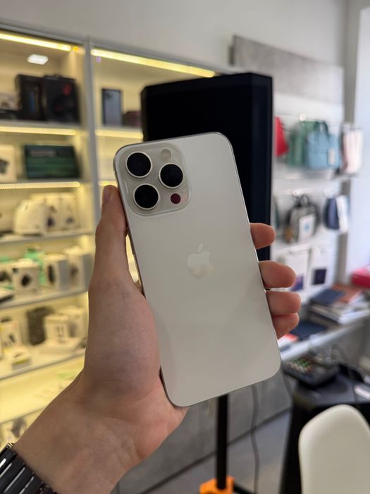 iPhone 15 Pro Max 256gb White Titanium