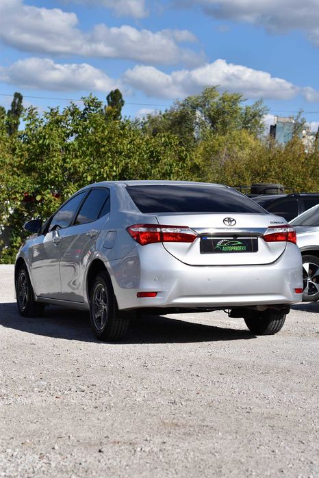 Toyota Corolla 2017р. 1.3 бензин офіційна [Перший внесок від 20%]