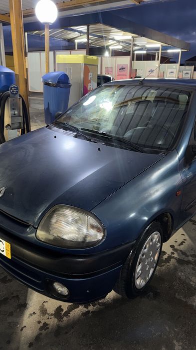 Renault clio 1.2- 2001