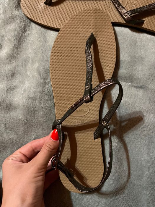 Босоніжки 26 см на палець  havaianas 40-41 розмір з блискучими перламутровими ремінцями