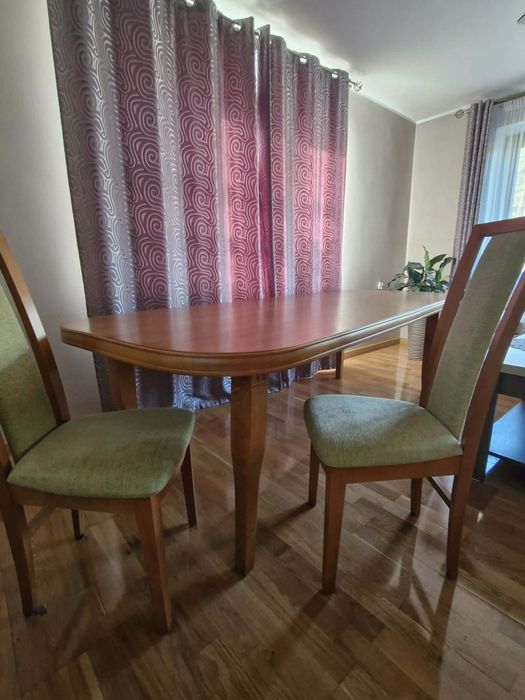 Witryna stol i 12 krzesel