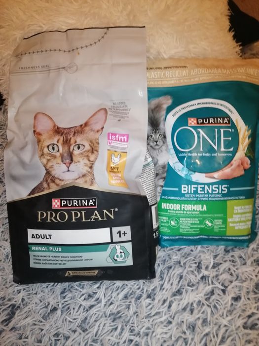 Набор сухих кормов Purina для кошек